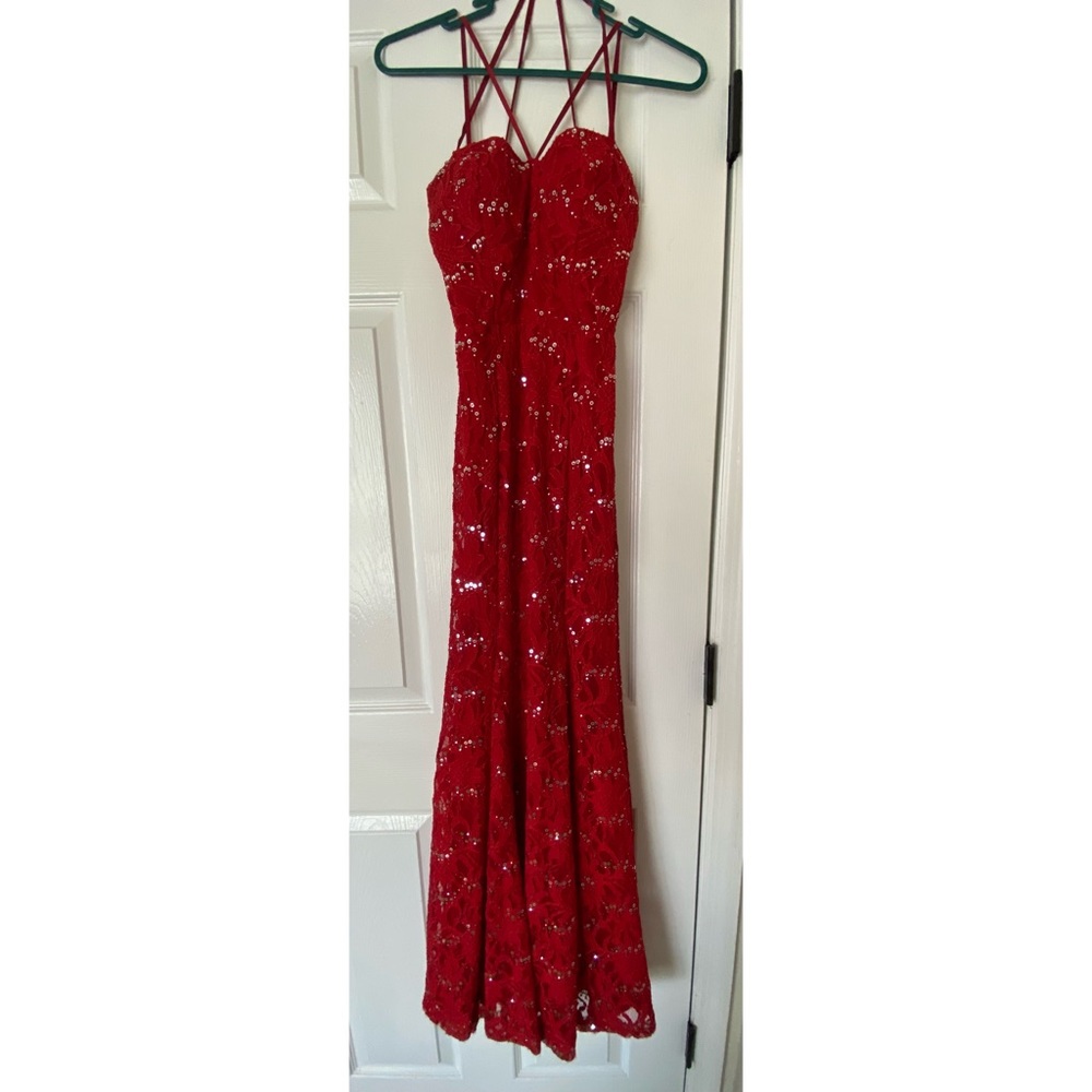 Formal Dress 🔥 - Picture 2 of 8
